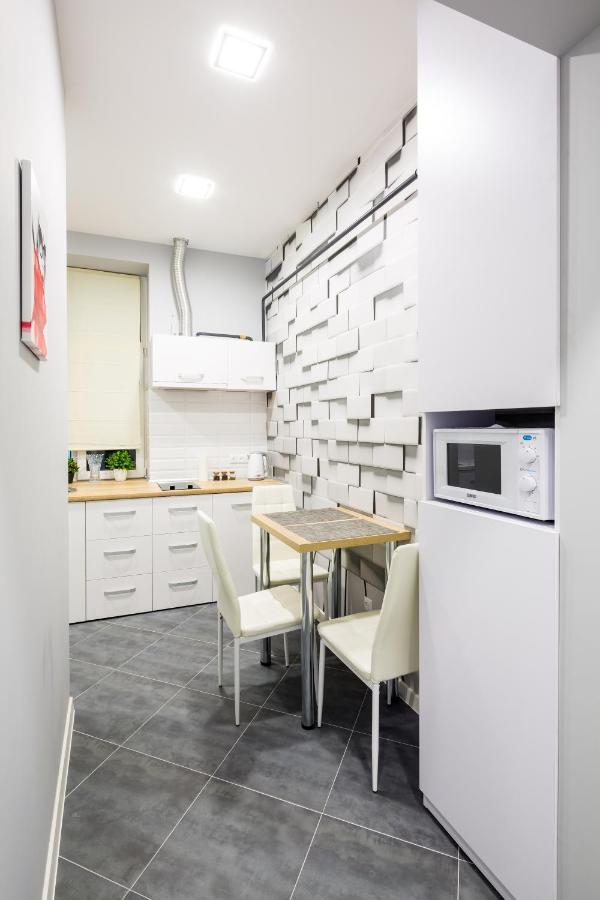 Leogrand Vip Apartments On Pidhirna 3 Lvov Exteriér fotografie
