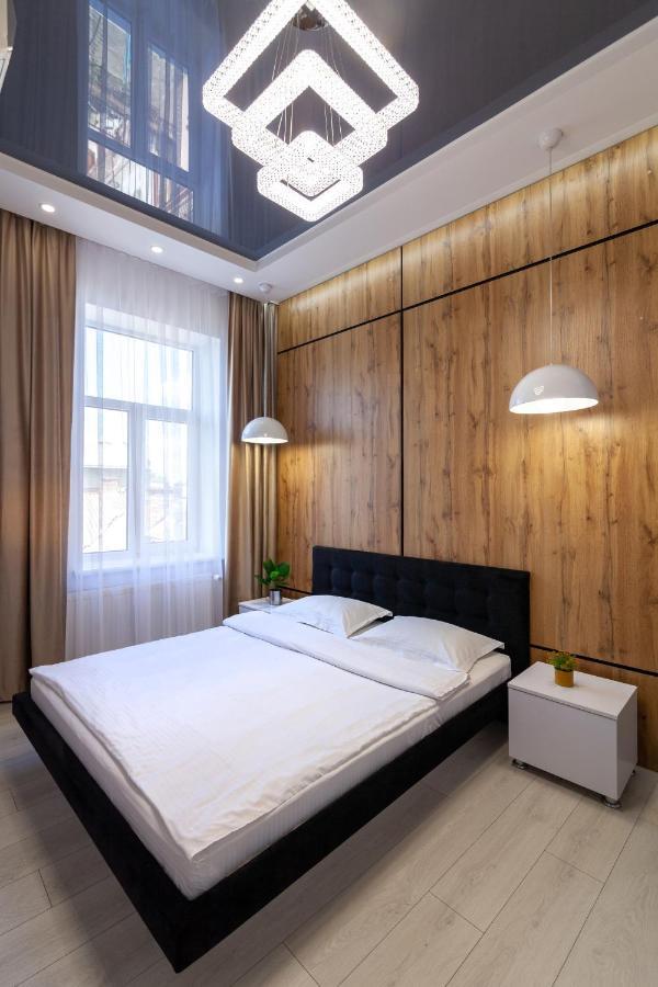Leogrand Vip Apartments On Pidhirna 3 Lvov Exteriér fotografie